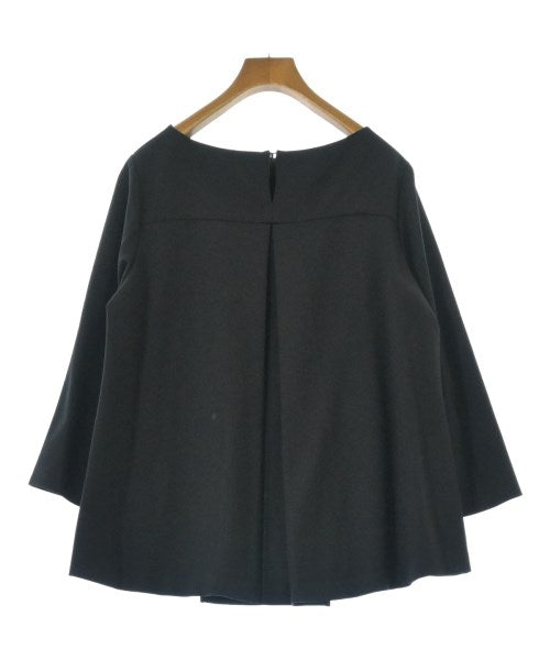 M･Fil เสื้อยืด/เสื้อท็อปส์