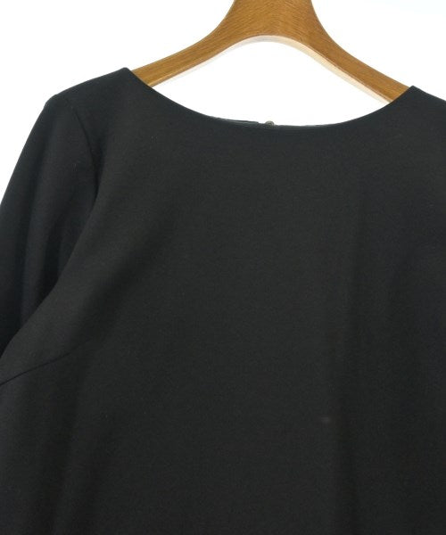 M･Fil เสื้อยืด/เสื้อท็อปส์