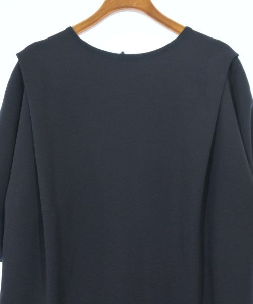 M･Fil เสื้อสตรี
