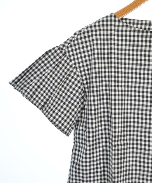 M･Fil เสื้อสตรี