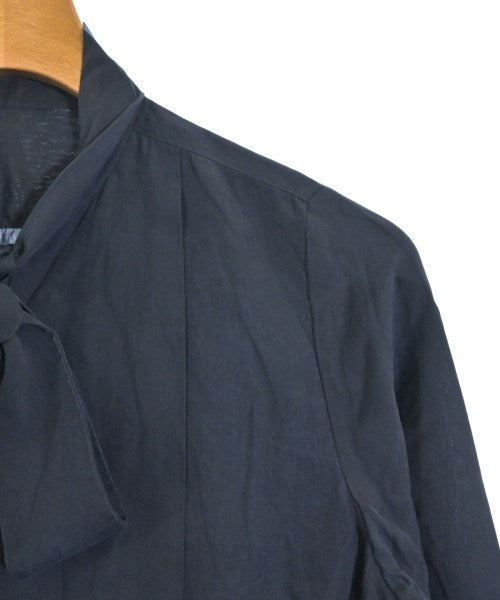 M･Fil เสื้อลำลอง