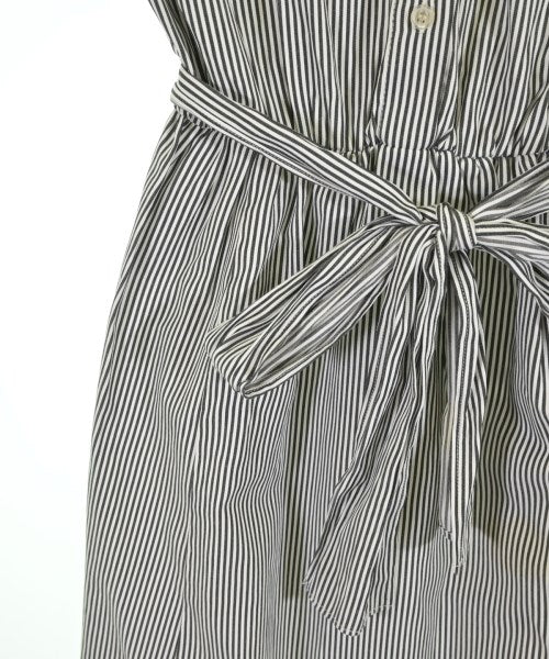 And Couture ชุดเดรส