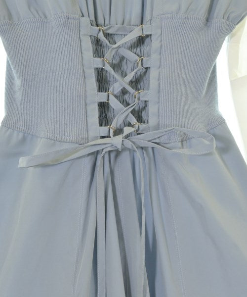 And Couture เดรสที่เป็นเสื้อเชิ้ตตัวยาว