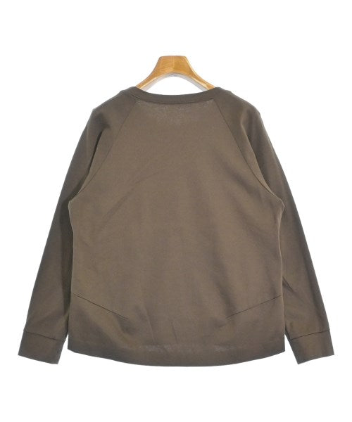 Gabardine K.T เสื้อยืด/เสื้อท็อปส์