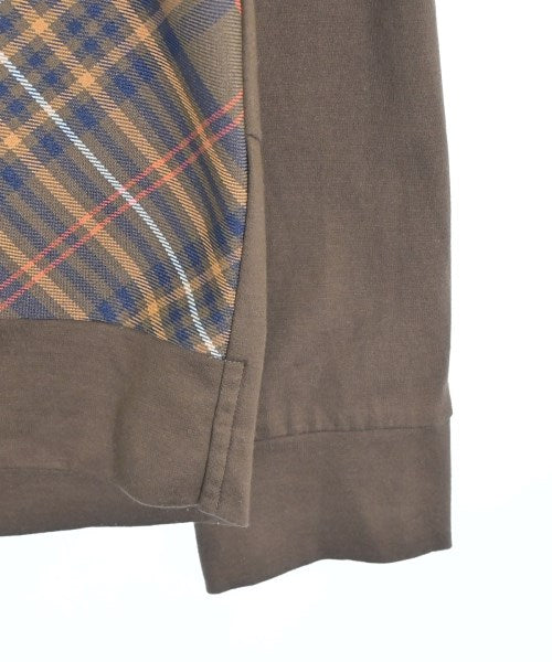 Gabardine K.T เสื้อยืด/เสื้อท็อปส์