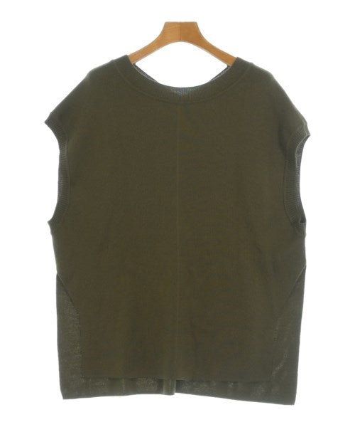 Gabardine K.T เสื้อแขนกุด