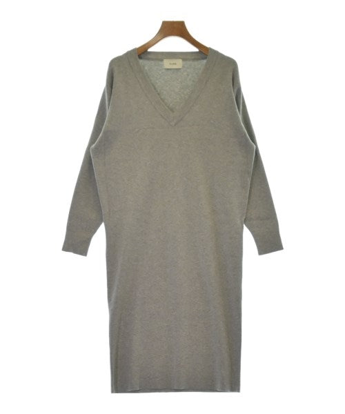 CLANE ชุดเดรส