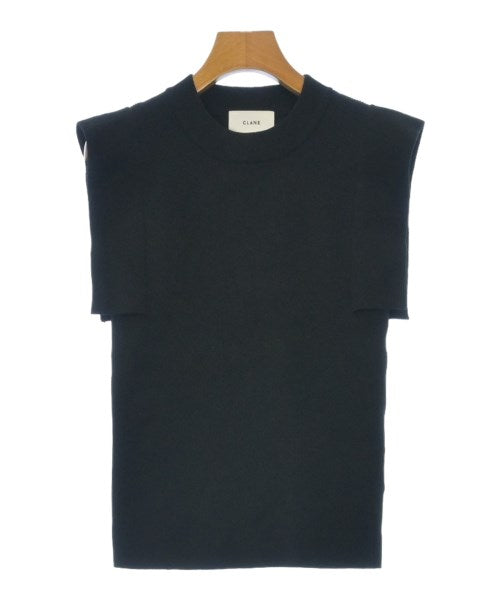 CLANE เสื้อแขนกุด