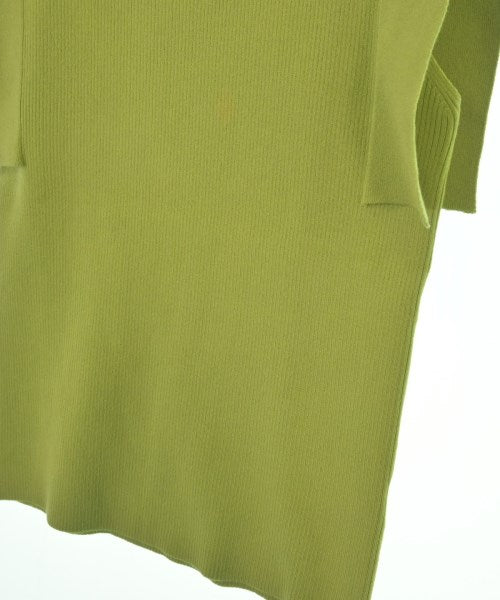 CLANE เสื้อแขนกุด