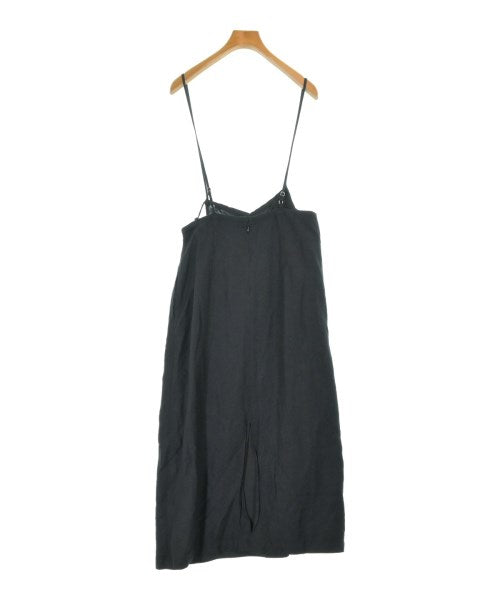 CLANE ชุดเดรส