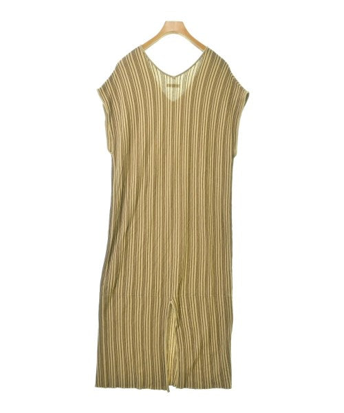 CLANE ชุดเดรส