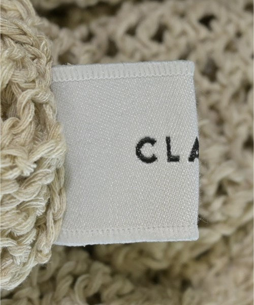 CLANE เสื้อแขนกุด