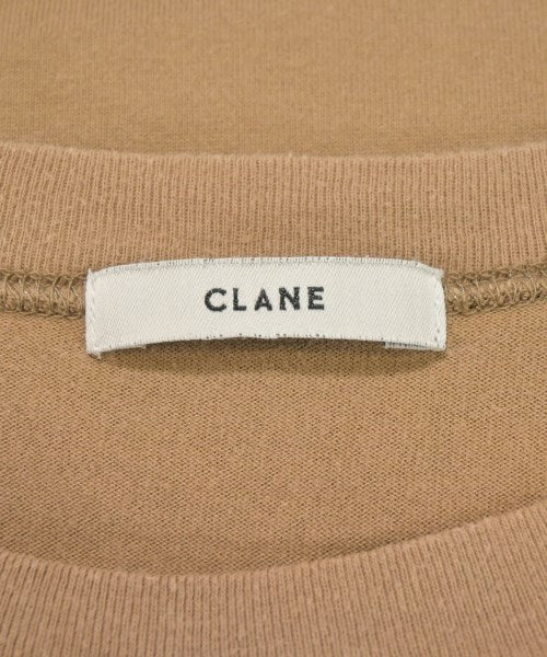 CLANE เสื้อยืด/เสื้อท็อปส์