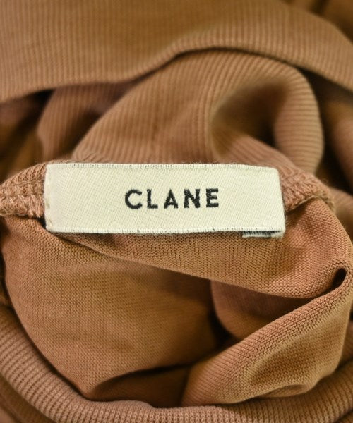 CLANE เสื้อยืด/เสื้อท็อปส์