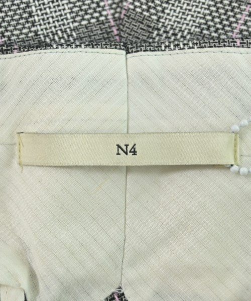 N4 กางเกงขาสั้น