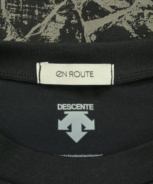 EN ROUTE เสื้อยืด/เสื้อท็อปส์