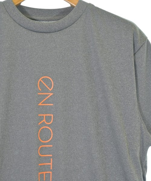EN ROUTE เสื้อยืด/เสื้อท็อปส์