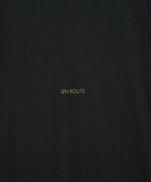 EN ROUTE เสื้อยืด/เสื้อท็อปส์