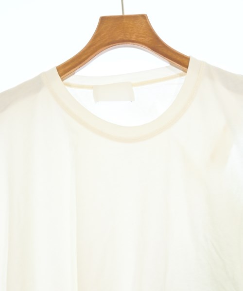 REALITY STUDIO เสื้อยืด/เสื้อท็อปส์