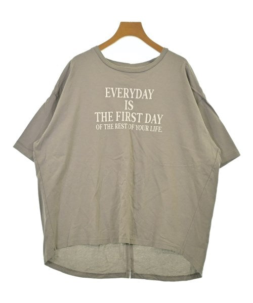 OUVRAGE CLASSE เสื้อยืด/เสื้อท็อปส์