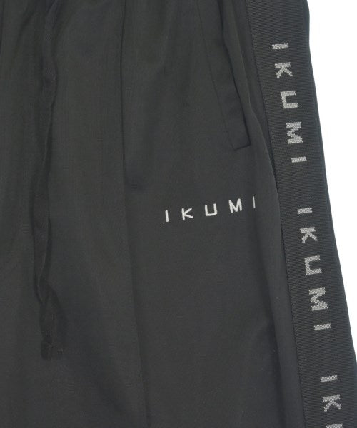 IKUMI กางเกงขาสั้น