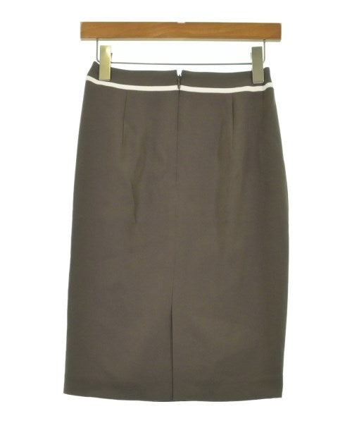 Decade BEIGE กระโปรงยาวถึงเข่า