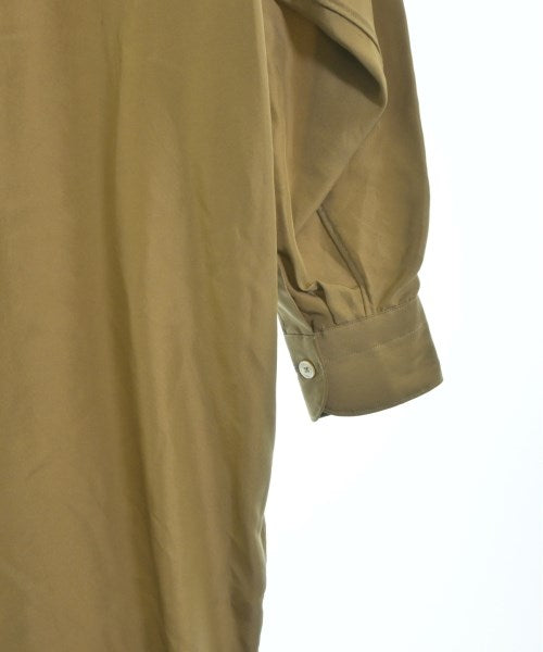 COMOLI เดรสที่เป็นเสื้อเชิ้ตตัวยาว