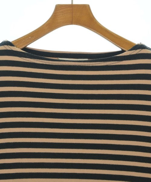 UNUSED เสื้อยืด/เสื้อท็อปส์