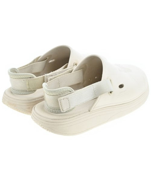 Needles รองเท้าแตะ