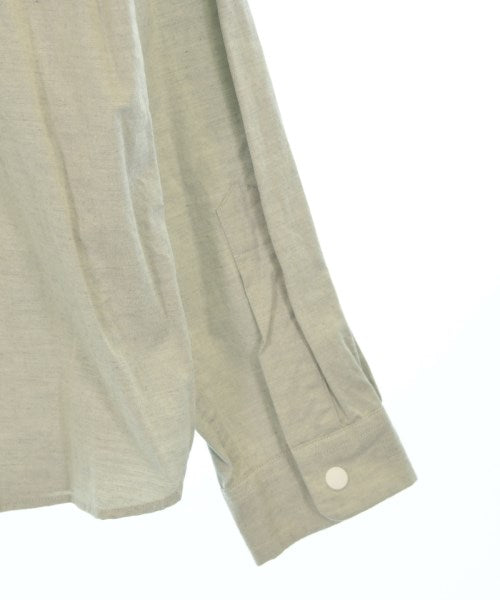 YAECA เสื้อลำลอง