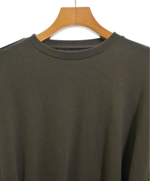 6(ROKU) เสื้อยืด/เสื้อท็อปส์