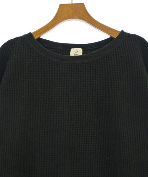 6(ROKU) เสื้อยืด/เสื้อท็อปส์