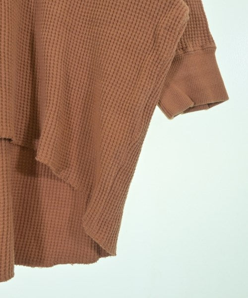 เสื้อยืด/เสื้อท็อปส์