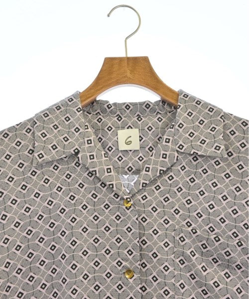 เสื้อสตรี
