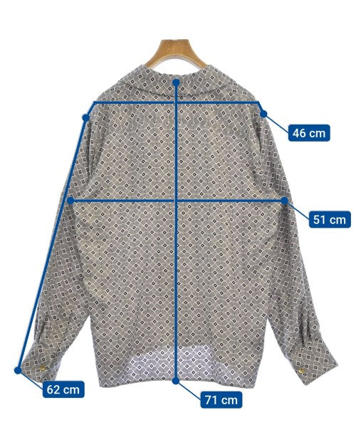 เสื้อสตรี