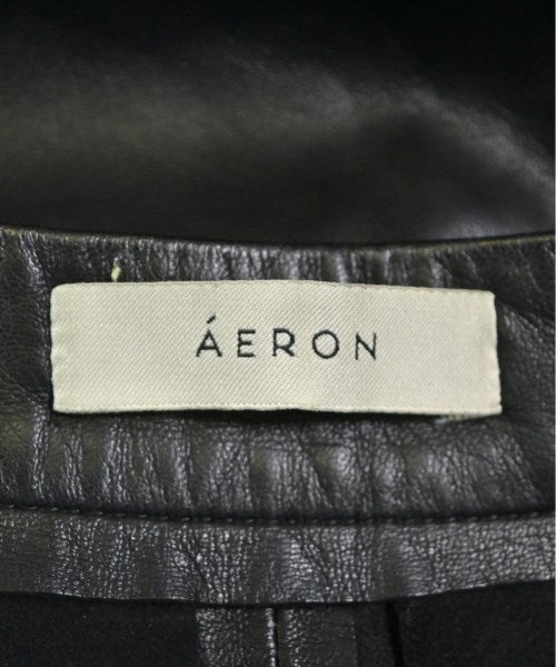AERON กางเกง อื่น