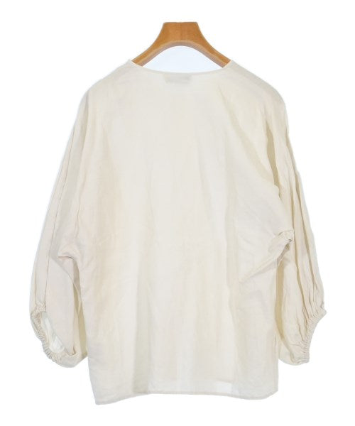 AERON เสื้อสตรี