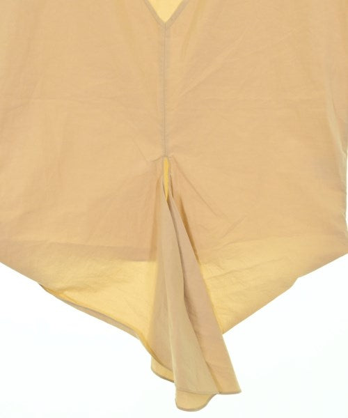 AERON เสื้อสตรี