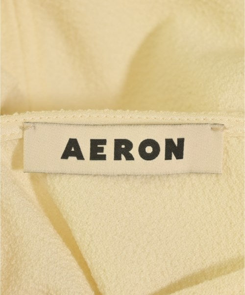 AERON เสื้อสตรี
