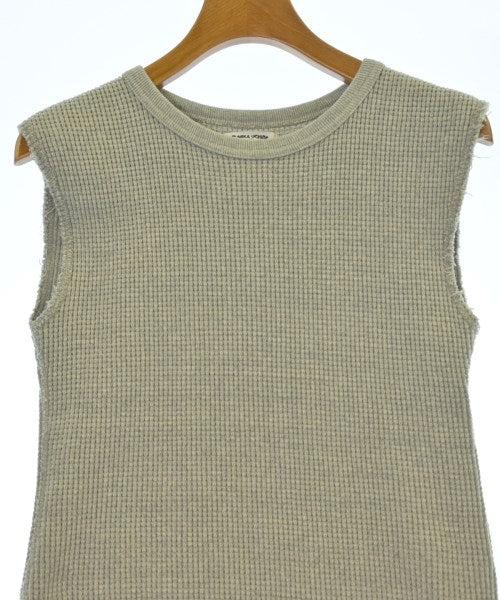 FUMIKA UCHIDA แขนกุด