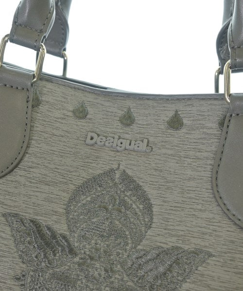 Desigual กระเป๋าถือขนาดใหญ่