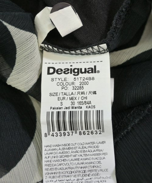 Desigual แขนกุด