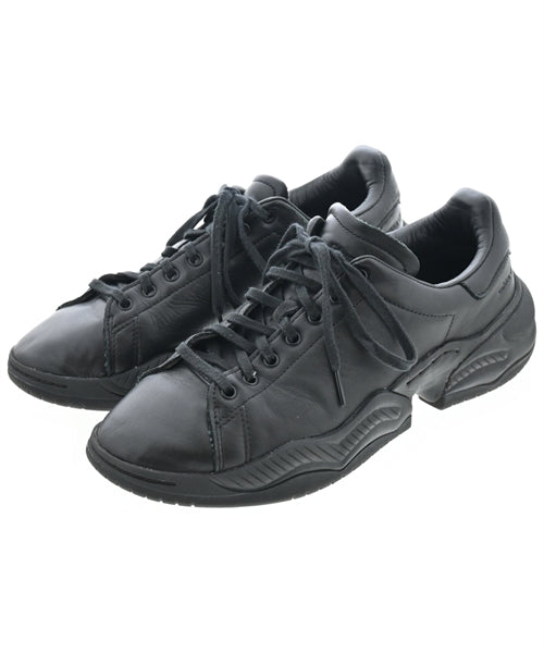 OAMC รองเท้าผ้าใบ