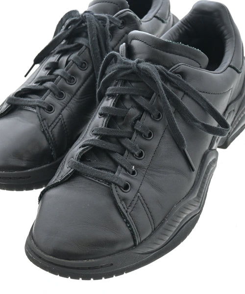 OAMC รองเท้าผ้าใบ