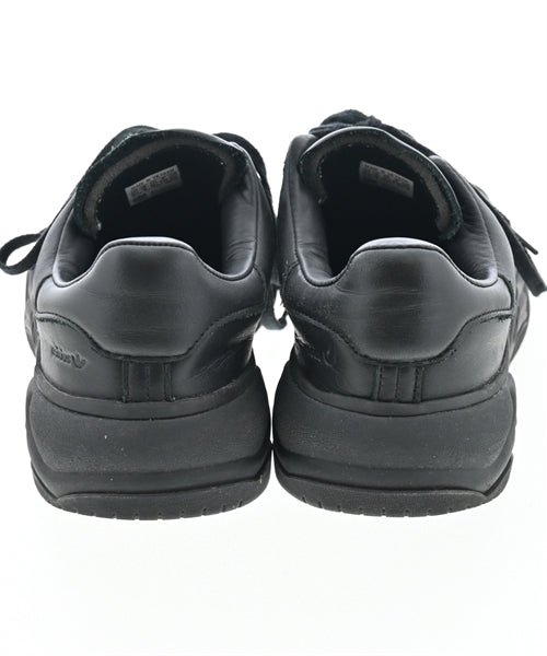 OAMC รองเท้าผ้าใบ