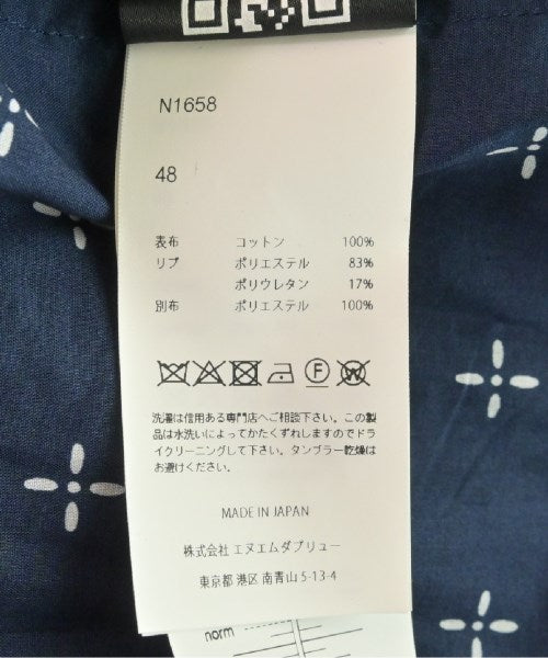 NEON SIGN เสื้อยืด/เสื้อท็อปส์