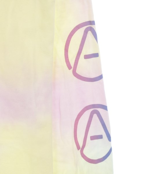 NEON SIGN เสื้อยืด/เสื้อท็อปส์