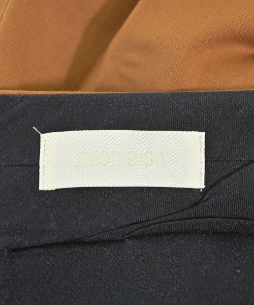 NEON SIGN กางเกง อื่น