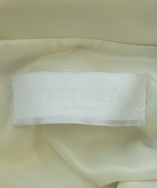 NEON SIGN แจ็คเก็ตเบลาส์ อื่น