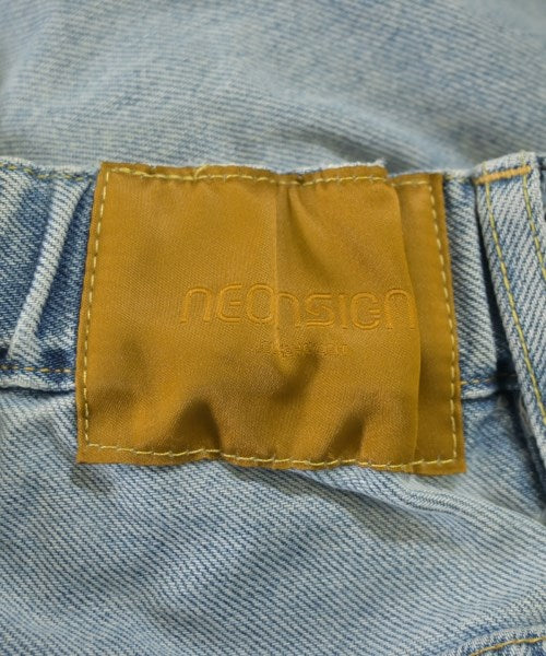 NEON SIGN ยีนส์